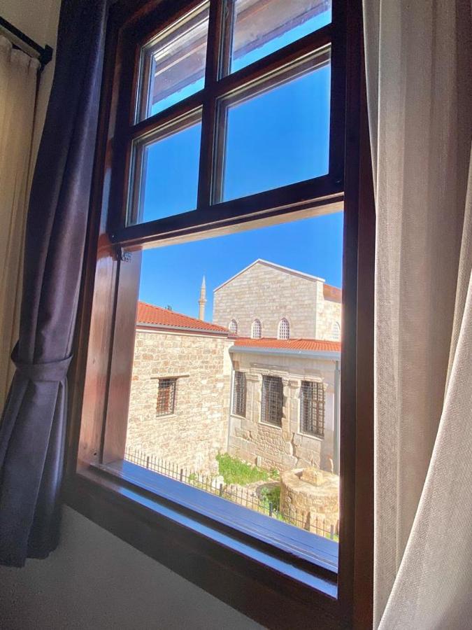 Appartamento Necip Bey Konagi Antalia Esterno foto